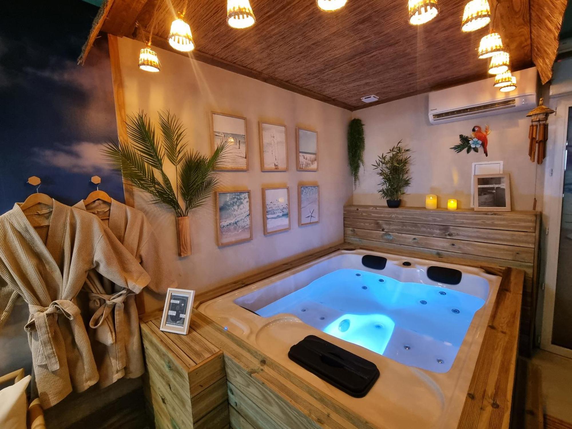 Les Spas De La Mer, Appart&Spa Aloha, 100M De La Plage, Plein Coeur Du Grau Le Grau-du-Roi Zewnętrze zdjęcie