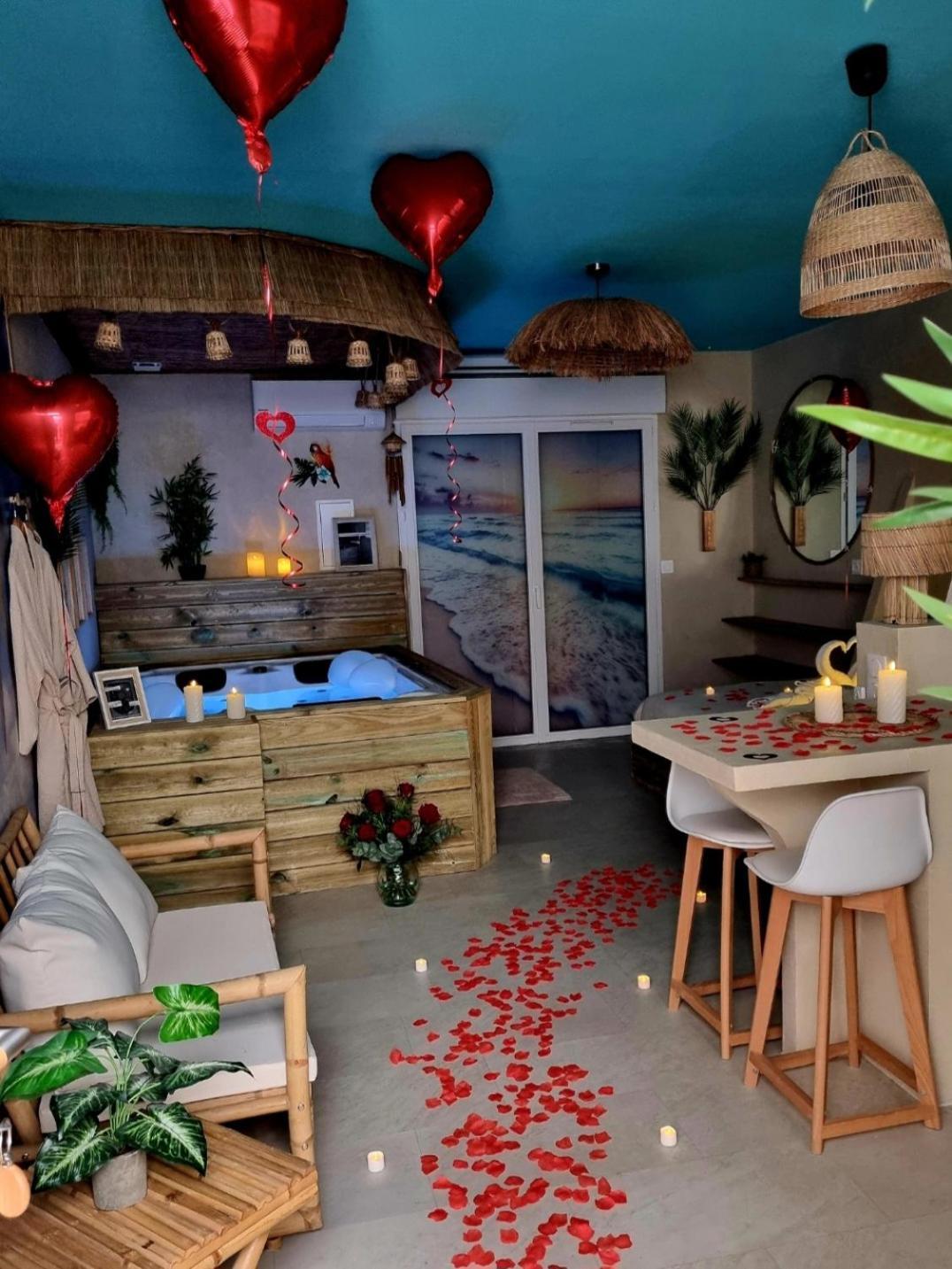 Les Spas De La Mer, Appart&Spa Aloha, 100M De La Plage, Plein Coeur Du Grau Le Grau-du-Roi Zewnętrze zdjęcie