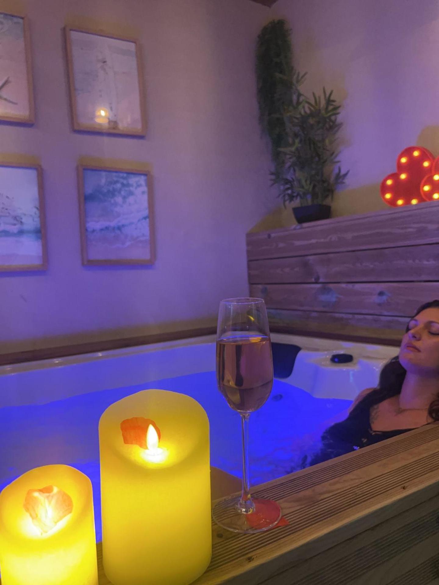 Les Spas De La Mer, Appart&Spa Aloha, 100M De La Plage, Plein Coeur Du Grau Le Grau-du-Roi Zewnętrze zdjęcie